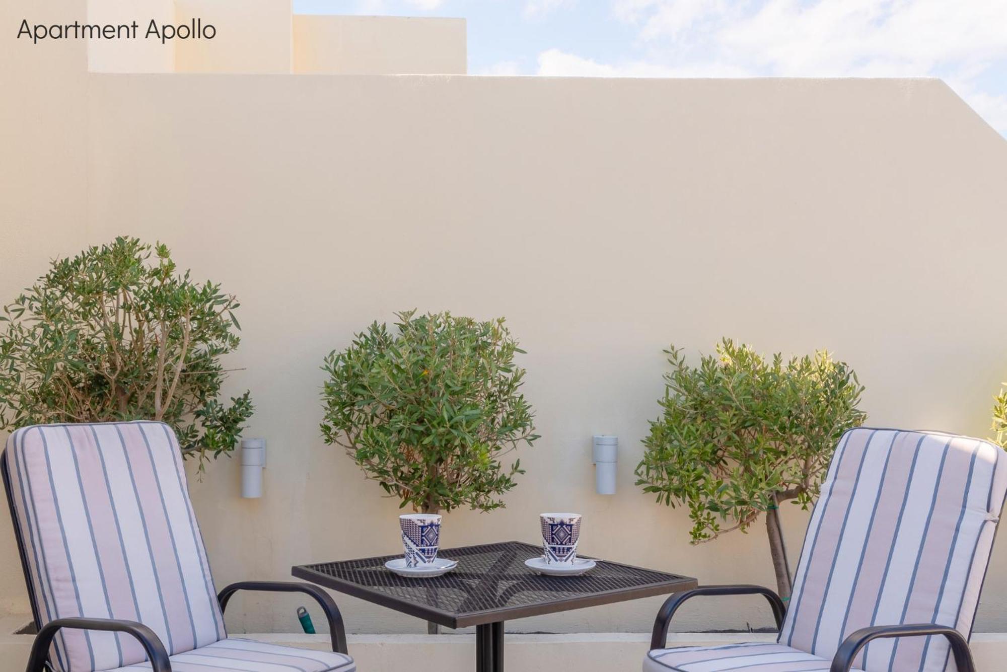 Apollo & Artemis By Heloni Apartments Atenas Exterior foto